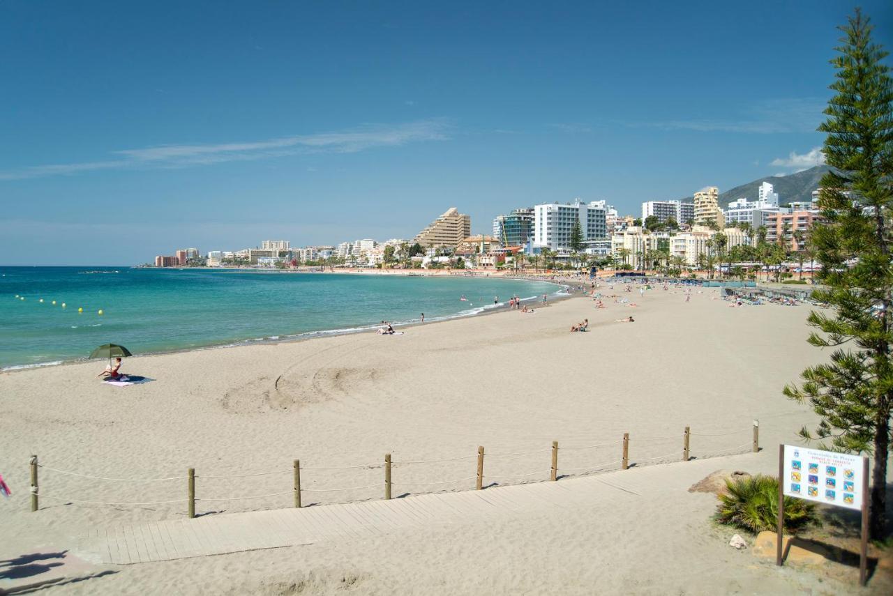 Benal Beach, Luxury Sea & Mountain View Beachside 1 Bedroom Appartement *