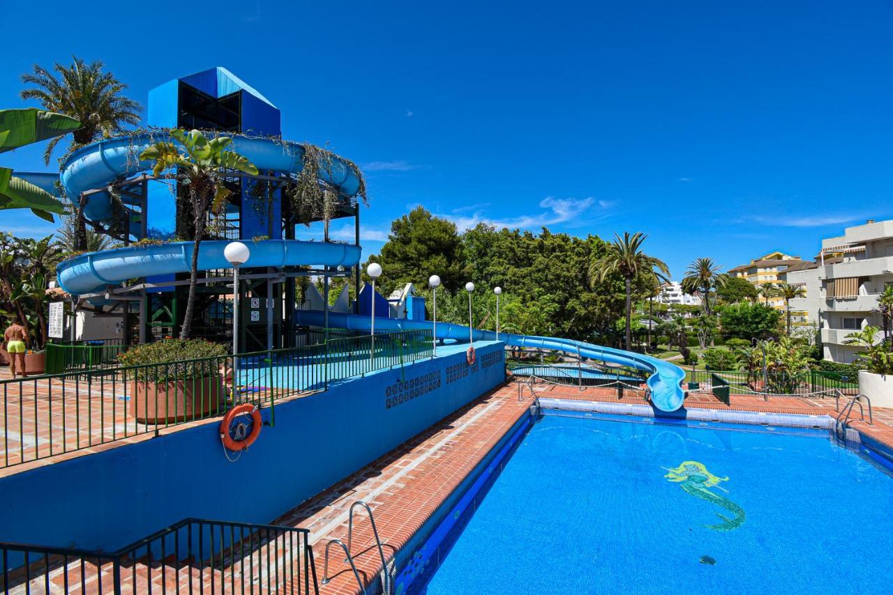 Benal Beach, Luxury Sea & Mountain View Beachside 1 Bedroom Appartement