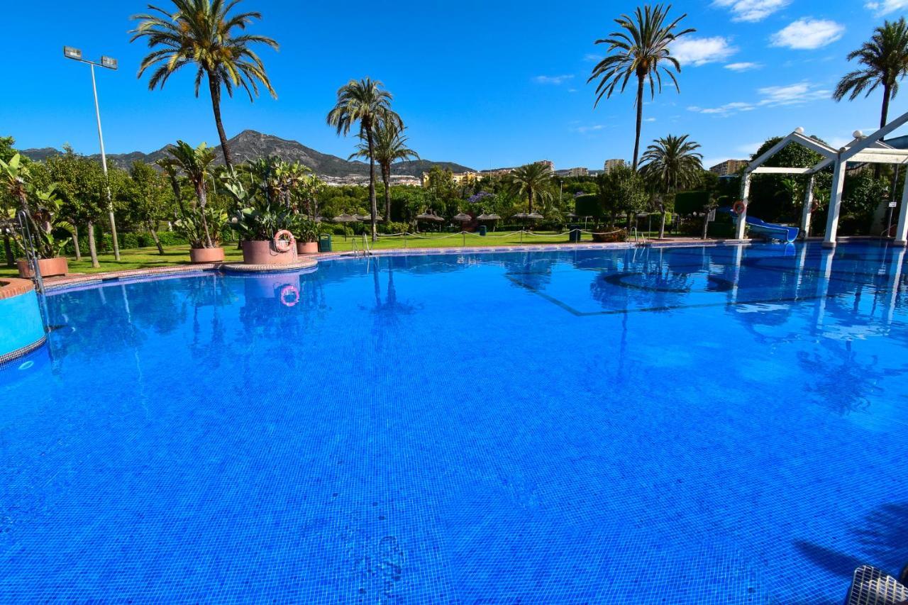 Appartement Benal Beach, Luxury Sea & Mountain View Beachside 1 Bedroom *