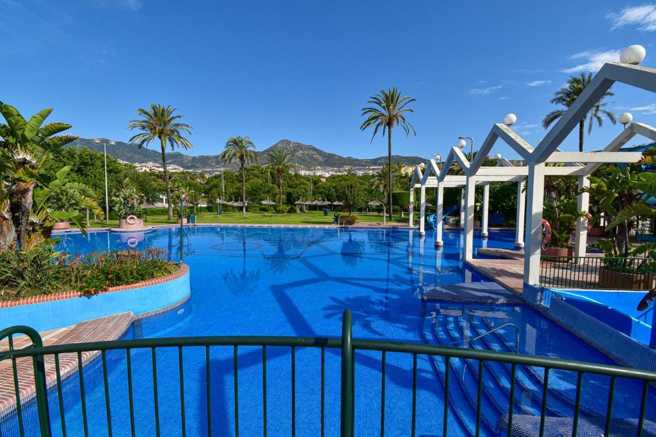 Appartement Benal Beach, Luxury Sea & Mountain View Beachside 1 Bedroom