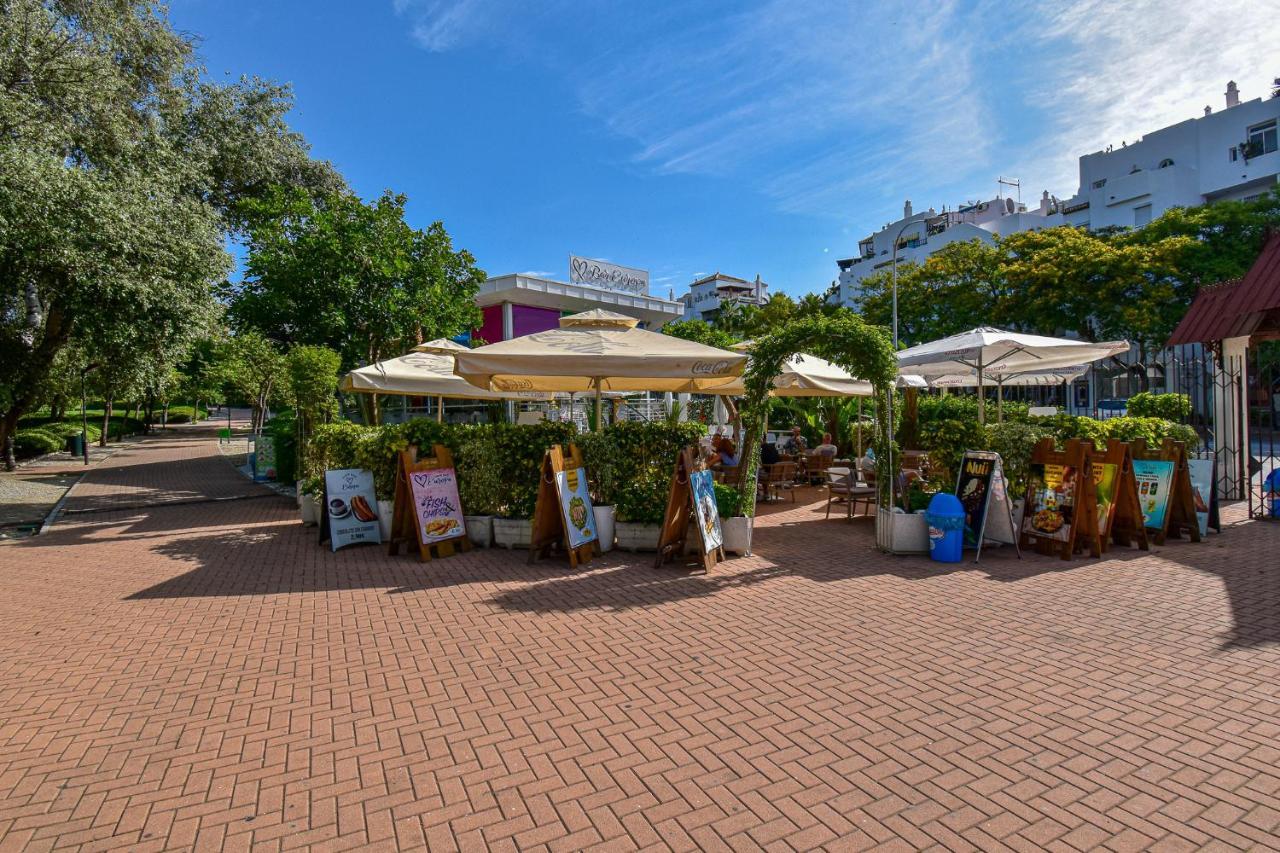 Benal Beach, Luxury Sea & Mountain View Beachside 1 Bedroom * Benalmádena