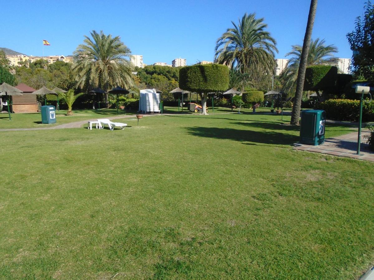 Benal Beach, Luxury Sea & Mountain View Beachside 1 Bedroom * Benalmádena