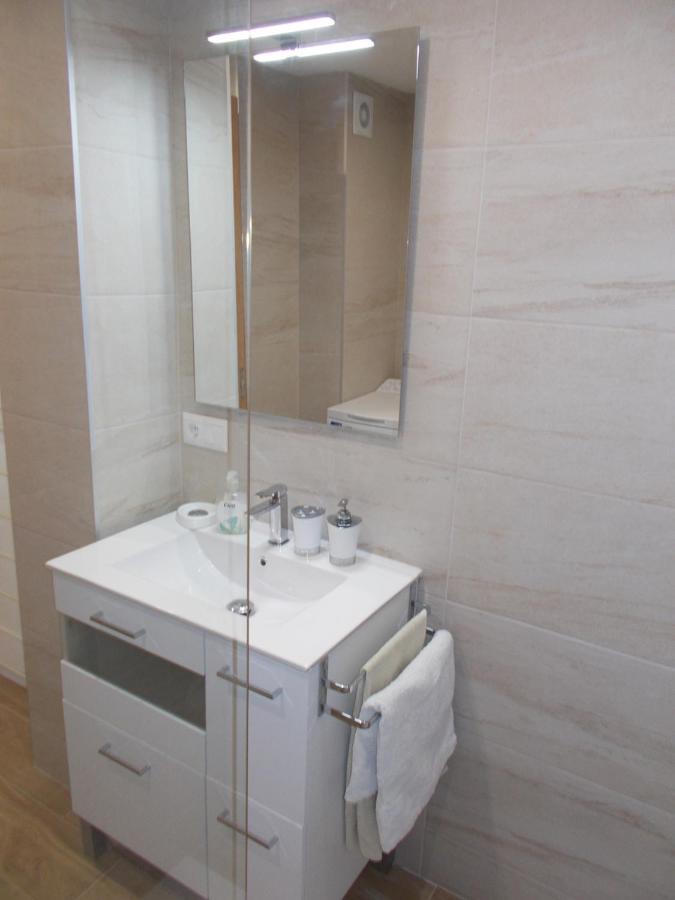 Appartement Benal Beach, Luxury Sea & Mountain View Beachside 1 Bedroom Benalmádena